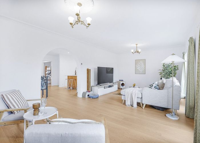  at 13 Knightsbridge Place, Dinsdale, Hamilton