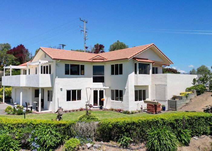 For sale 56 Dartmoor Road, Puketapu, Hastings, Hawke's Bay homes.co.nz