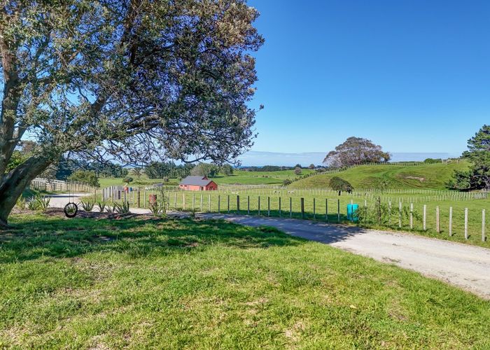  at 229 and 229A Tayforth Road, Westmere, Whanganui, Manawatu / Whanganui