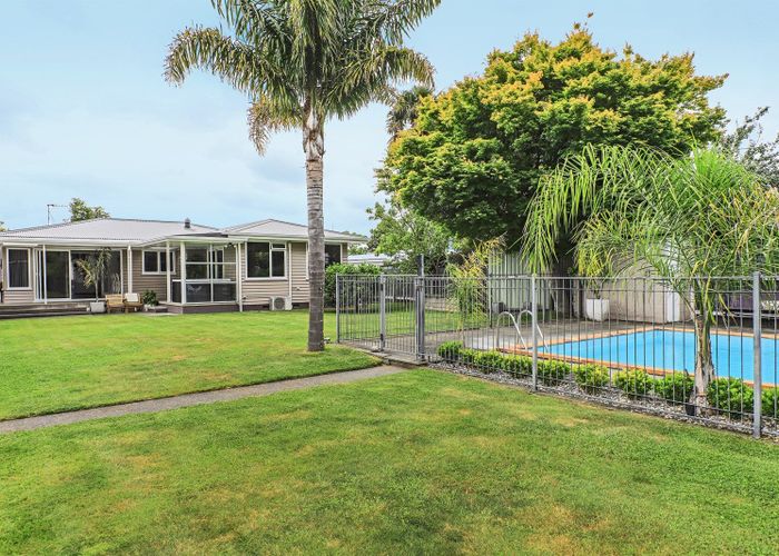  at 27 Hammond Road, Taradale, Napier