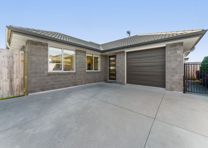  at 10 Kanapa Close, Papamoa