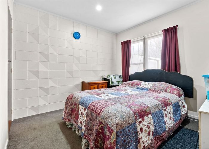  at 2/67 Park Avenue, Papatoetoe, Auckland