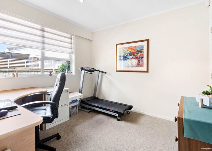  at 4/24 Tawhiri Road, One Tree Hill, Auckland