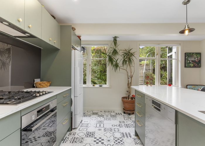  at 87 Standen Street, Karori, Wellington