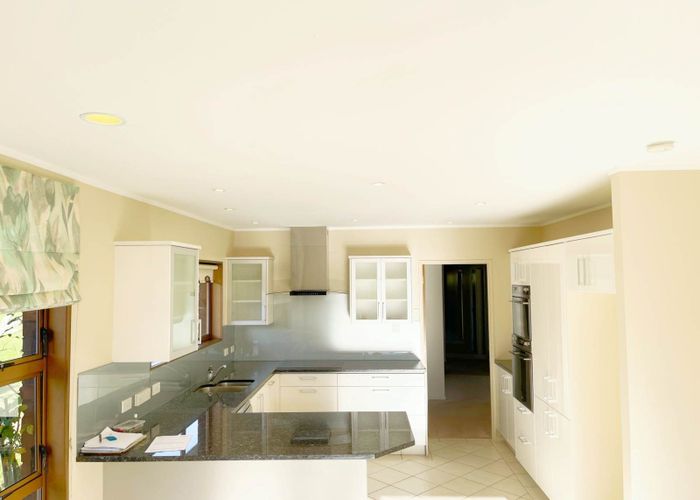  at 21 Bramley Drive, Farm Cove, Manukau City, Auckland