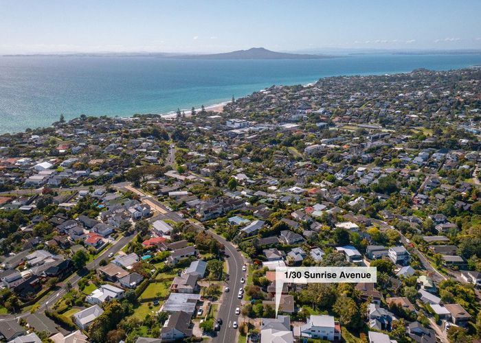  at 1/30 Sunrise Avenue, Mairangi Bay, North Shore City, Auckland