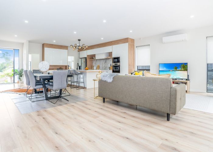  at 52A Connaught Street, Blockhouse Bay, Auckland