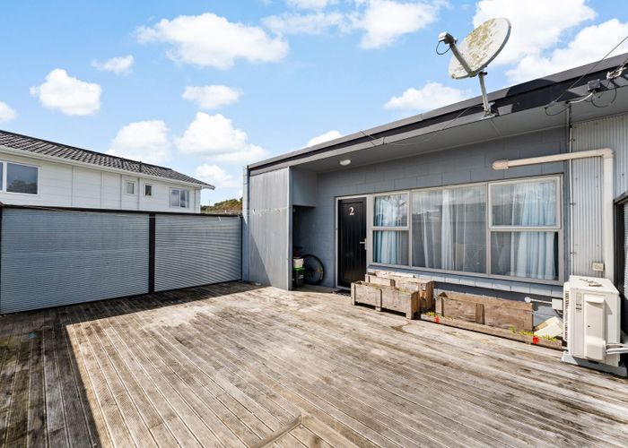  at 44 Chippendale Crescent, Birkdale, North Shore City, Auckland