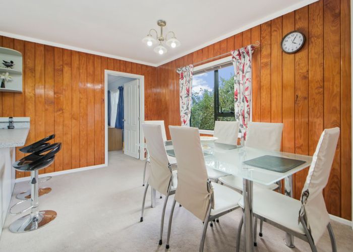  at 7A Young Rd, Mount Wellington, Auckland City, Auckland