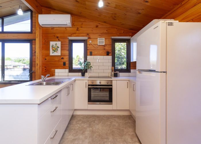  at 6 Park Avenue, Waikanae