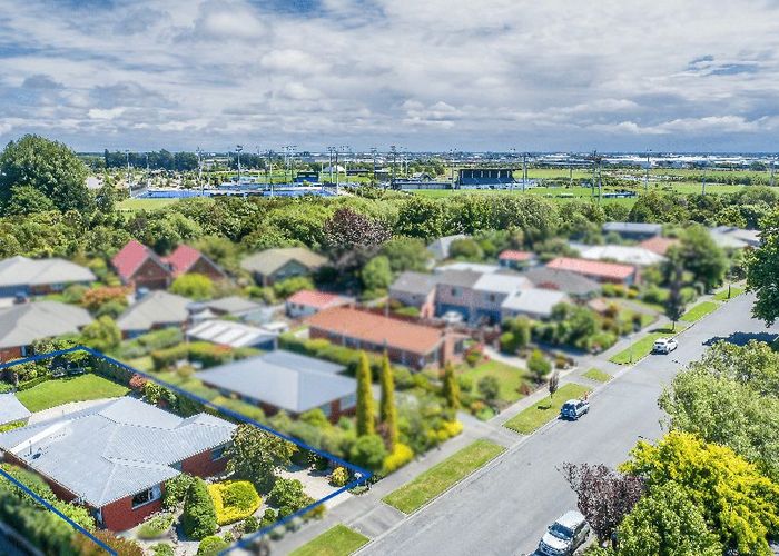  at 138 Warren Crescent, Hillmorton, Christchurch City, Canterbury