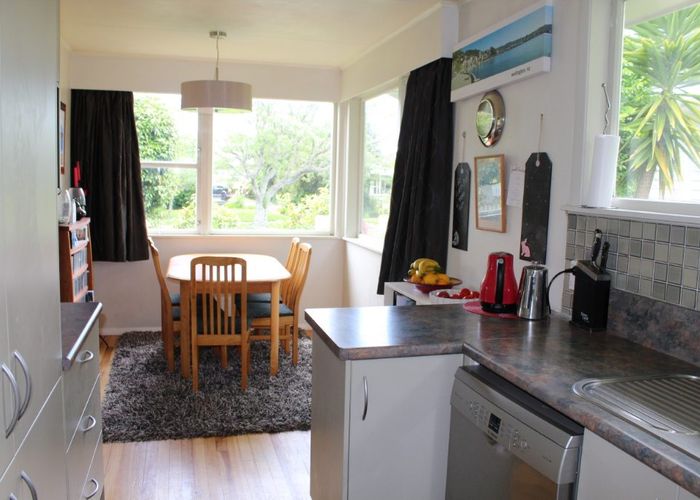  at 18 Slacks Road, Awapuni, Palmerston North, Manawatu / Whanganui