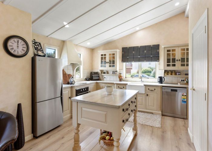  at 31 Santa Barbara Drive, Papamoa, Tauranga, Bay Of Plenty