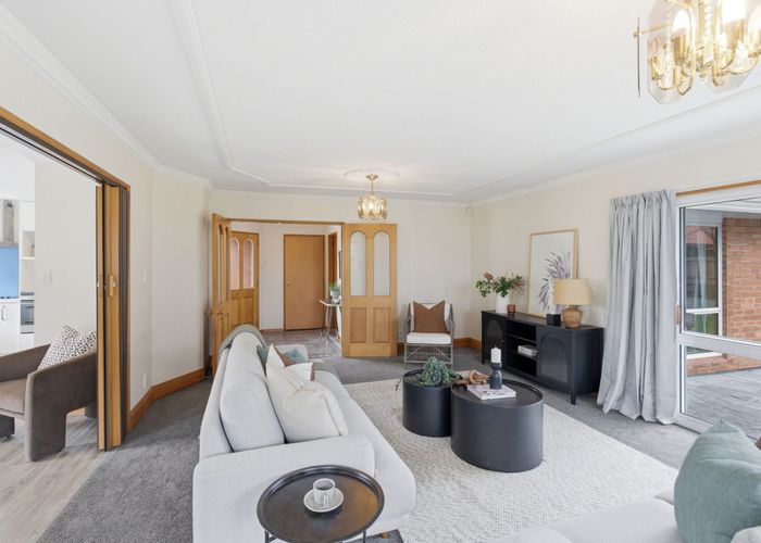  at 7 Broadfell Avenue, Avonhead, Christchurch City, Canterbury