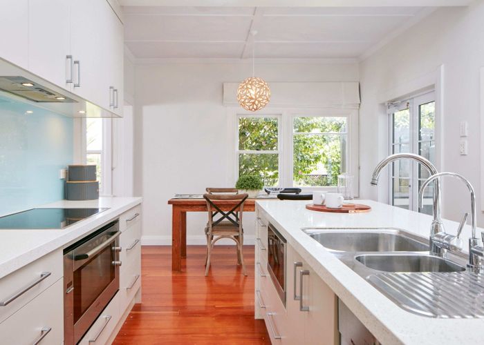  at 12 Lysnar Street, Okitu, Gisborne