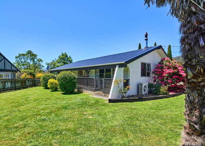  at 33 Maclaren Street, Maymorn, Upper Hutt, Wellington