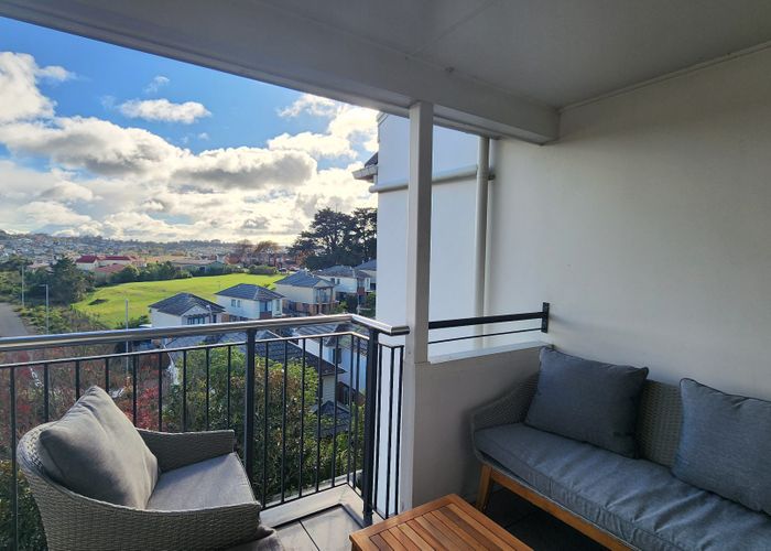 at 17B/60 Masons Road, Oteha, Auckland
