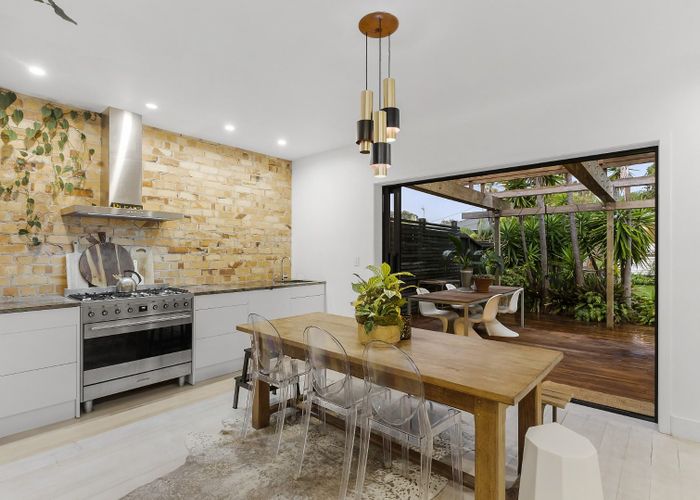  at 2A Wesley Street, Devonport, North Shore City, Auckland