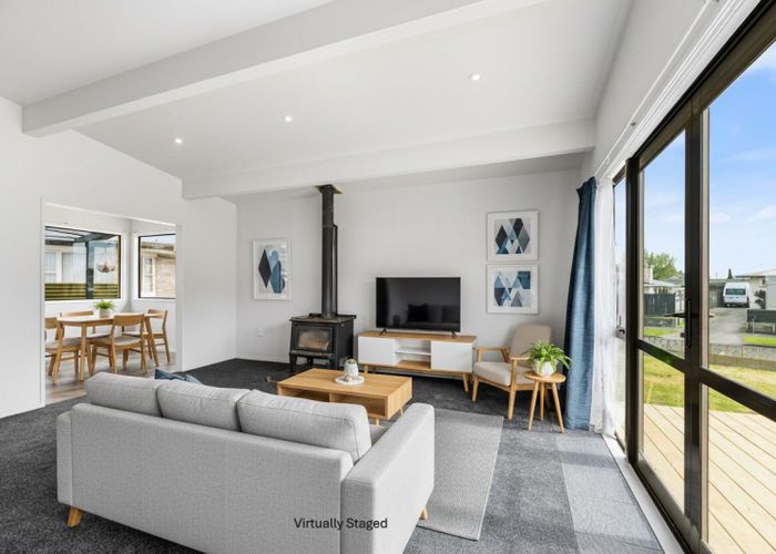  at 9 Karamea Crescent, Kelvin Grove, Palmerston North, Manawatu / Whanganui