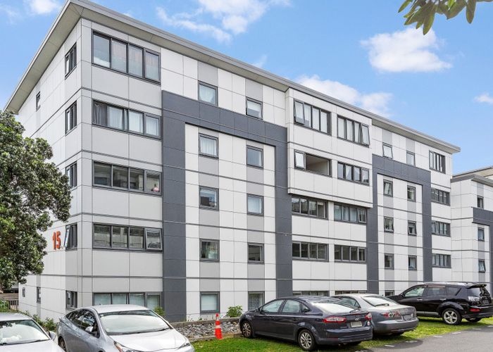  at 1B/15 Morning Star Place, St Lukes, Auckland