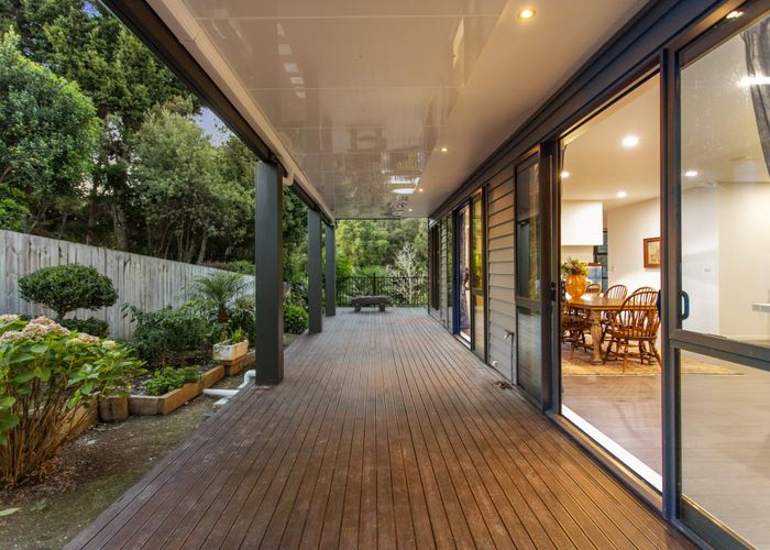  at 15 Moller Street, Beach Haven, Auckland