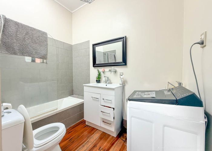  at 7 Jesmond Terrace, St Lukes, Auckland City, Auckland