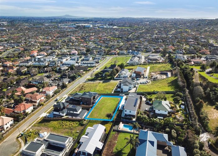  at 22 Roxborough Place, East Tamaki Heights, Auckland