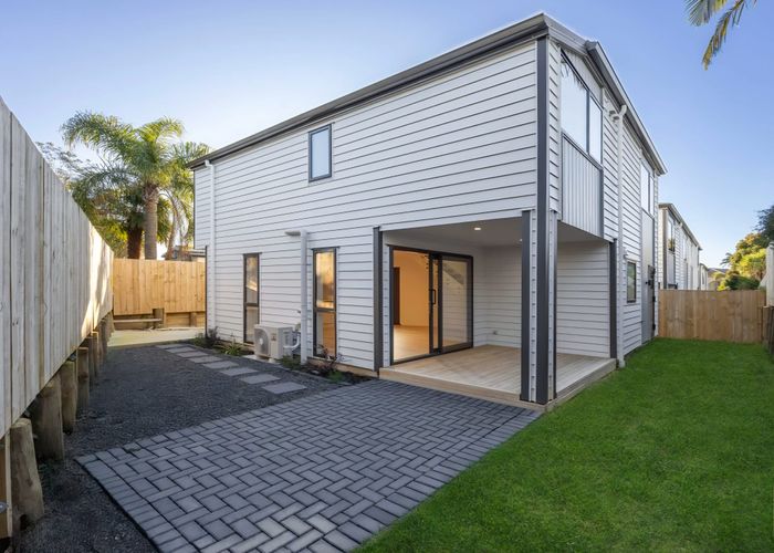  at 69D Andrew Road, Howick, Manukau City, Auckland