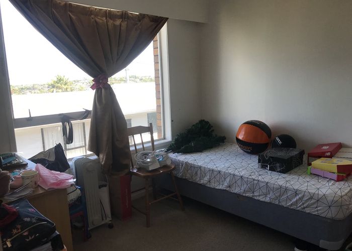  at 2/178 Chivalry Road, Glenfield, Auckland