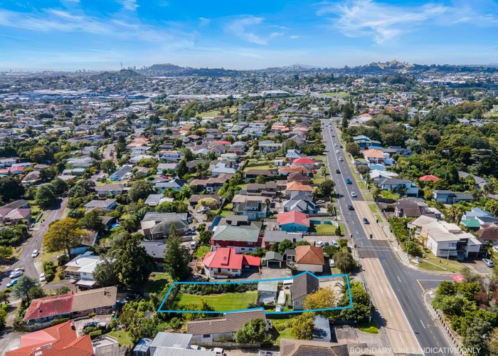  at 255 Hillsborough Road, Mount Roskill, Auckland City, Auckland