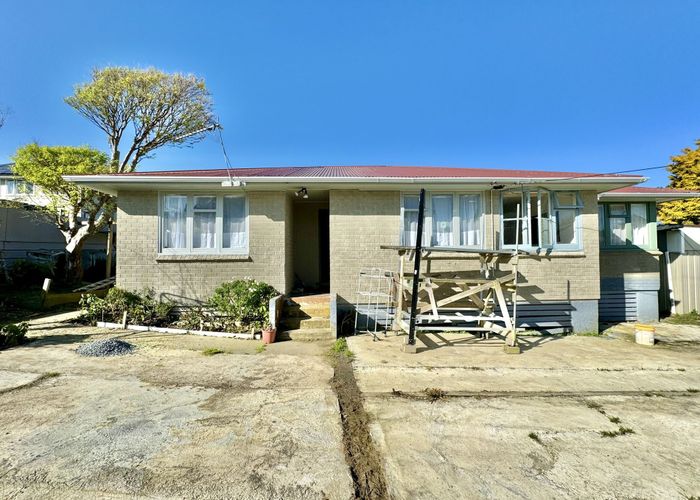  at 102 Champion Street, Cannons Creek, Porirua