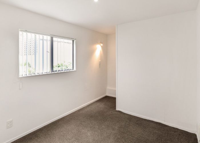  at 34 Malaspina Place, Papatoetoe, Manukau City, Auckland