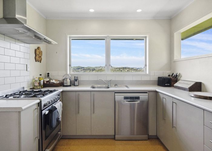  at 28 Truro Road, Camborne, Porirua