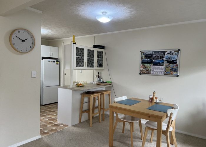  at 2/14 Arthur Street, Ellerslie, Auckland City, Auckland