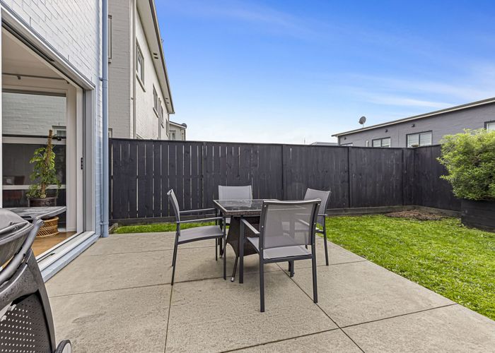  at 11 Samuel Cassidy Avenue, Swanson, Waitakere City, Auckland