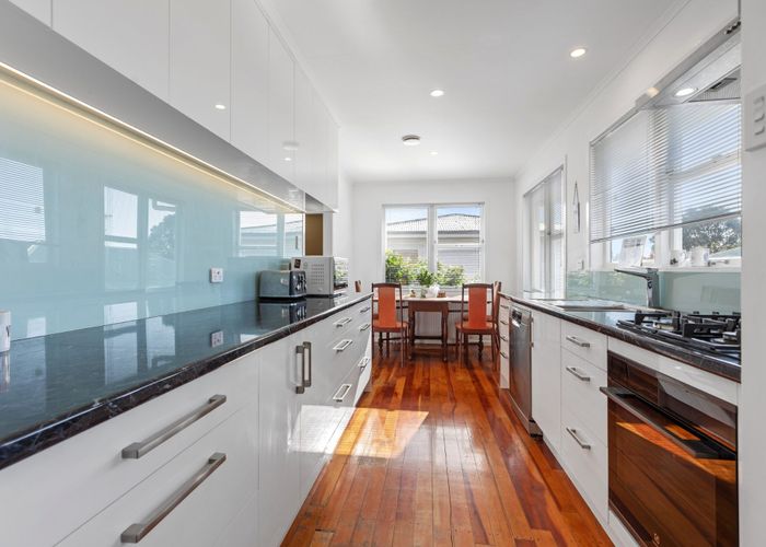  at 8 Simmonds Grove, Greerton, Tauranga, Bay Of Plenty