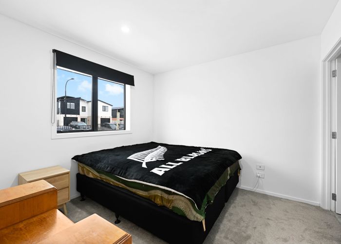  at 2/60 Cabourne Drive, Glenview, Hamilton