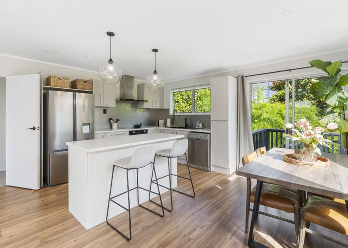  at 2/22 Sherie Place, Howick, Manukau City, Auckland