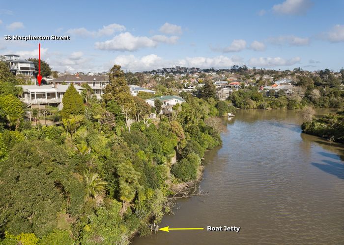  at 38 MacPherson Street, Meadowbank, Auckland