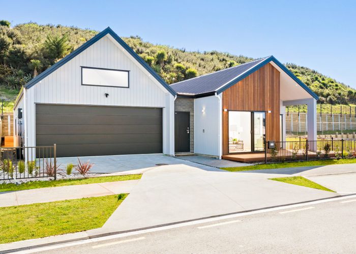  at 32 Streamview Way, Long Bay, North Shore City, Auckland