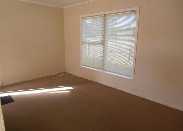  at 4/68 Titirangi Road, New Lynn, Waitakere City, Auckland