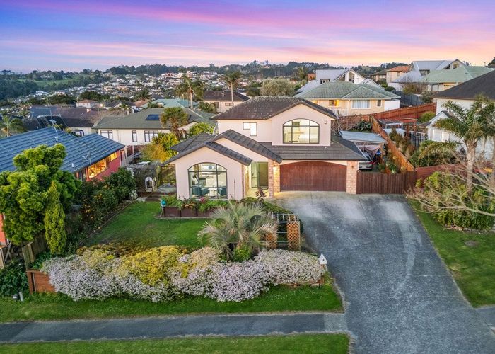  at 7 Lamia Place, The Gardens, Manukau City, Auckland