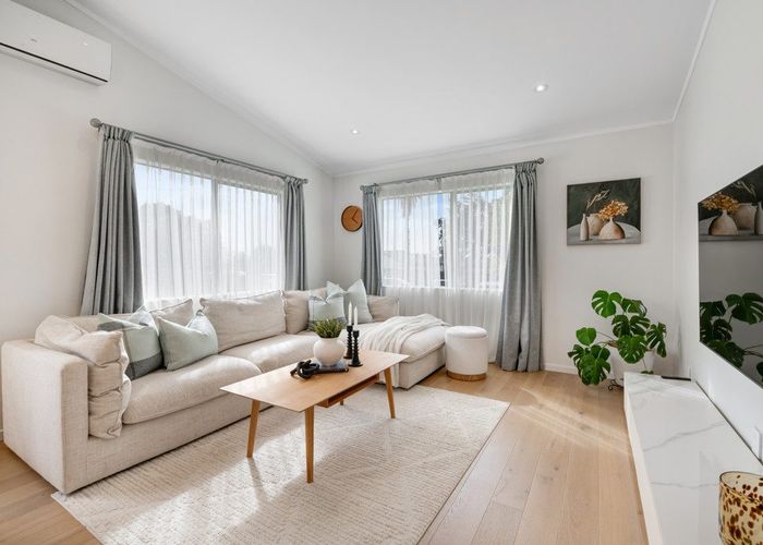  at 28 Barbados Drive, Unsworth Heights, Auckland
