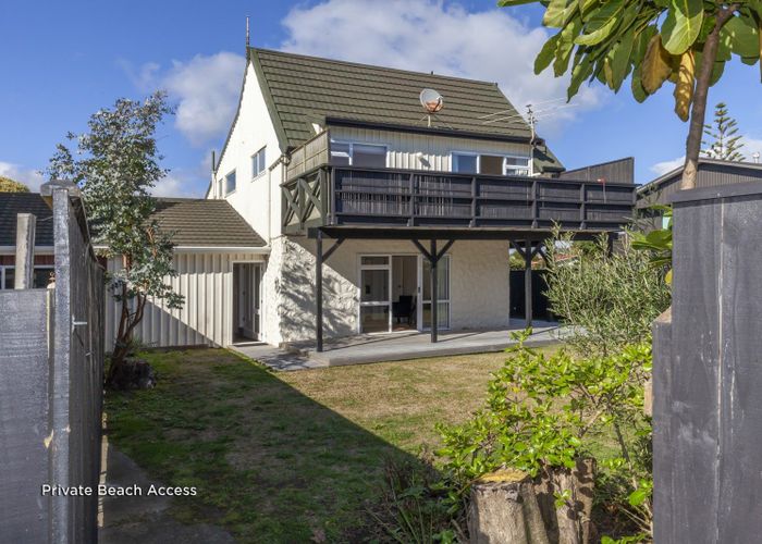  at 241 Manly Street, Paraparaumu Beach, Paraparaumu