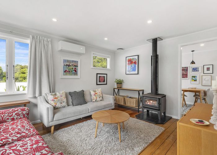  at 65 Airlie Road, Plimmerton, Porirua, Wellington
