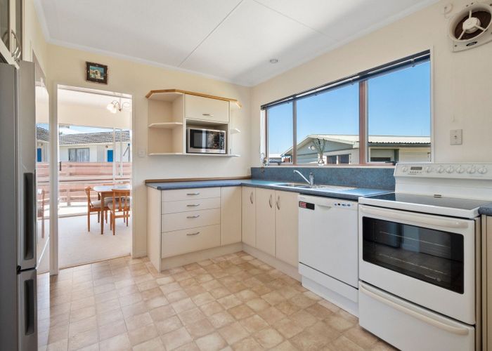  at 18 Palliser Place, Milson, Palmerston North