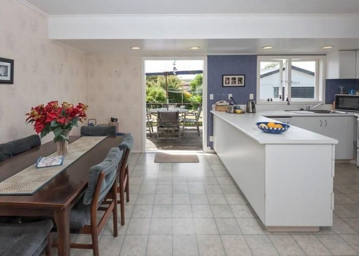  at 26 Awatere Street, Clover Park, Auckland