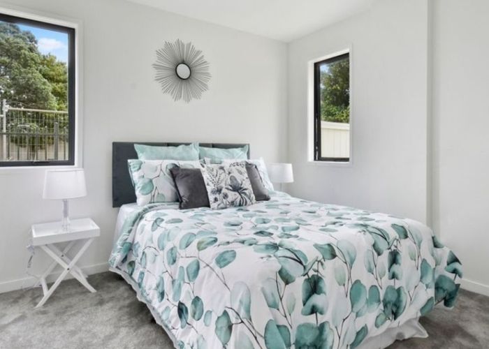  at 8 Gray Avenue, Mangere East, Manukau City, Auckland