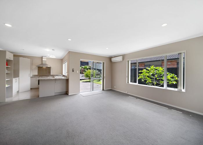  at 36 Foxlaw Street, Randwick Park, Manukau City, Auckland
