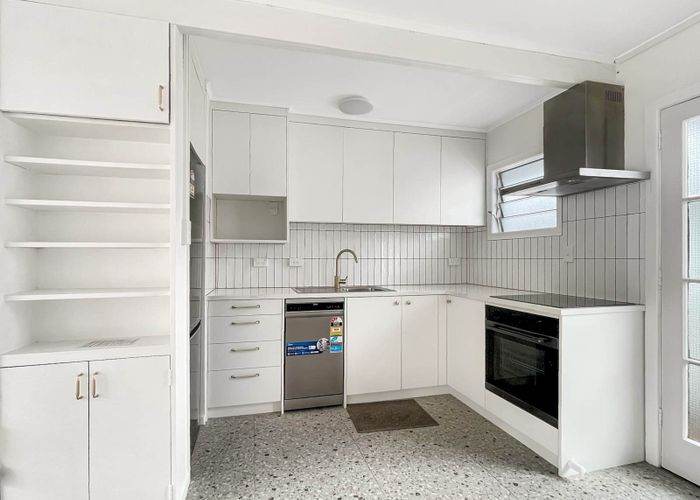  at 49F Seafield View Road, Grafton, Auckland City, Auckland